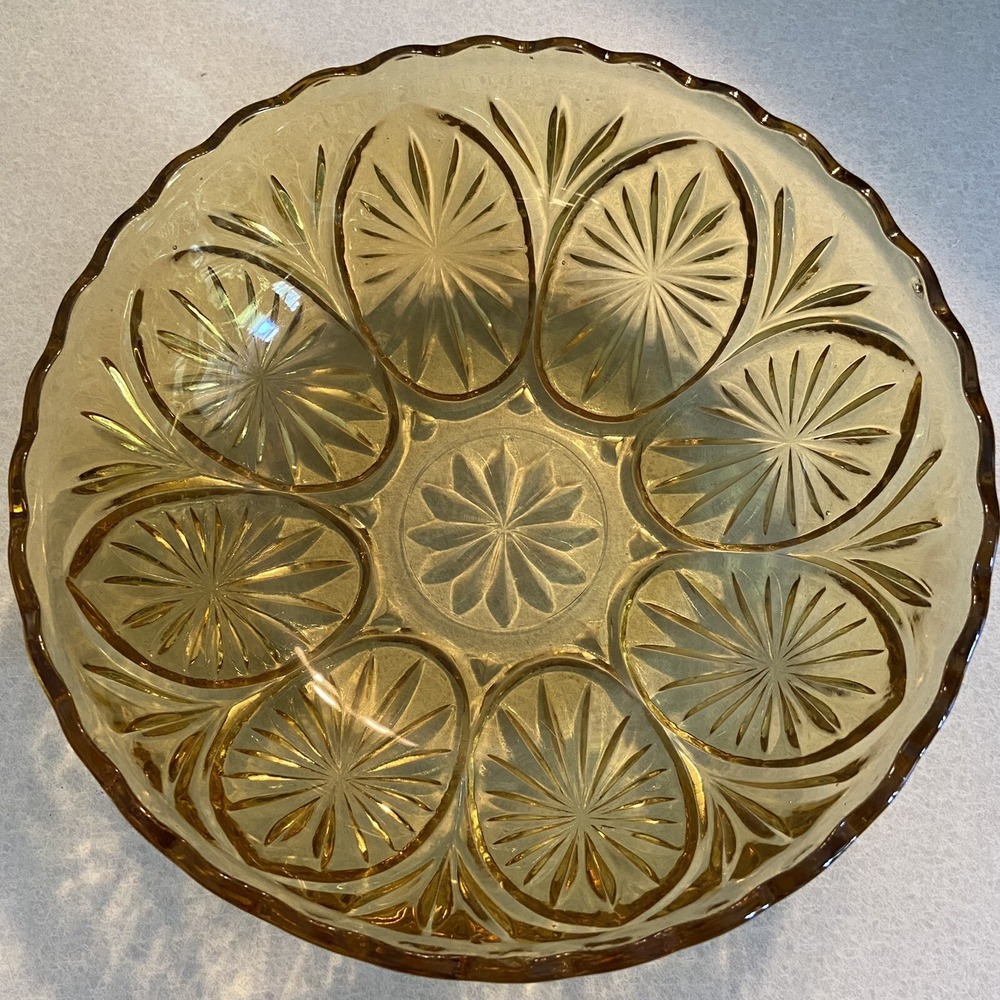Vintage Anchor Hocking Amber Pressed Starburst Medallion Star Glass Serving Bowl
